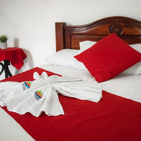 Casa Hotel Las Antillas Tolú エクステリア 写真