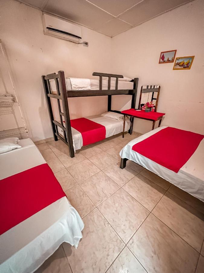 Casa Hotel Las Antillas Tolú エクステリア 写真