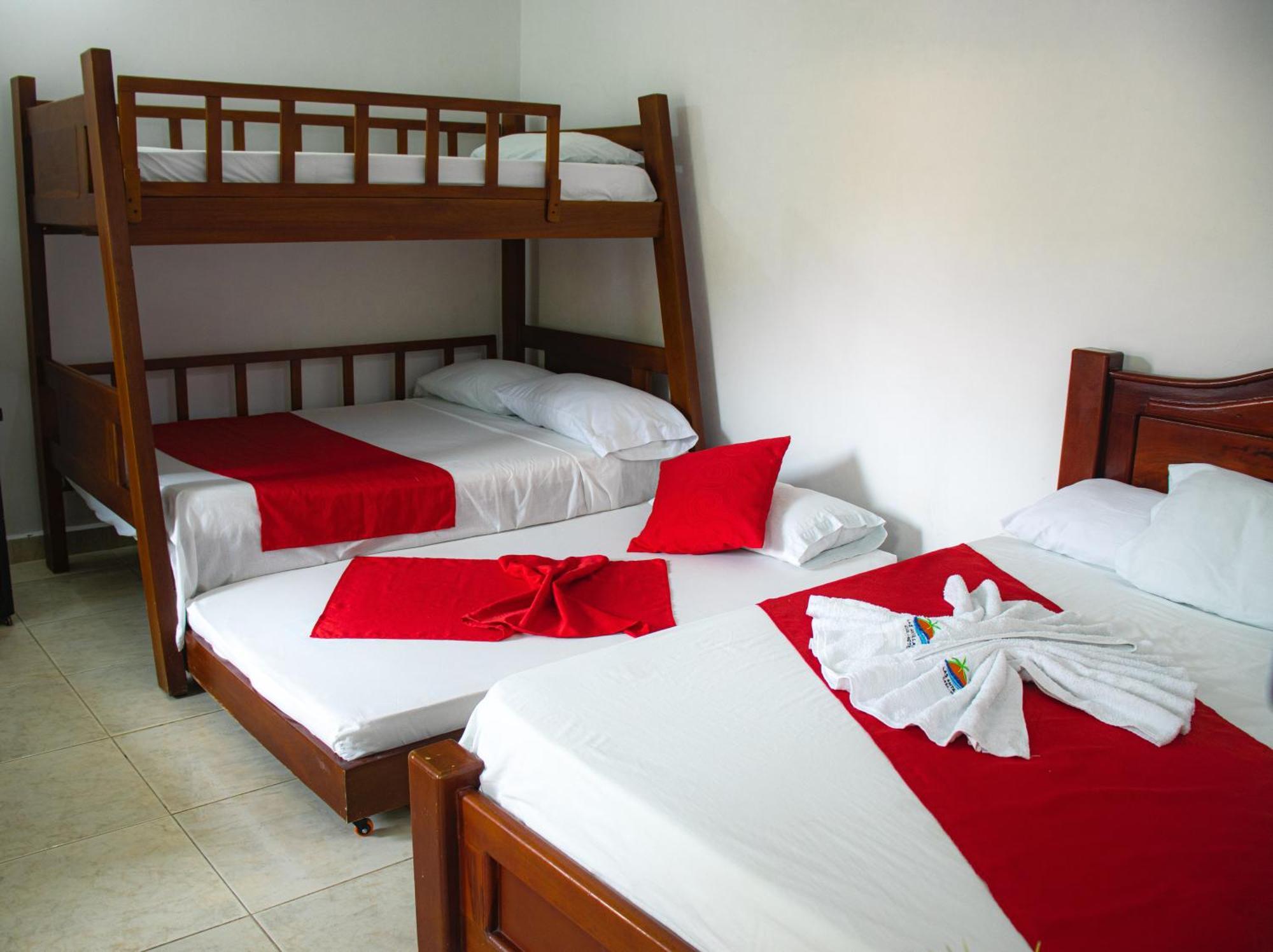 Casa Hotel Las Antillas Tolú エクステリア 写真