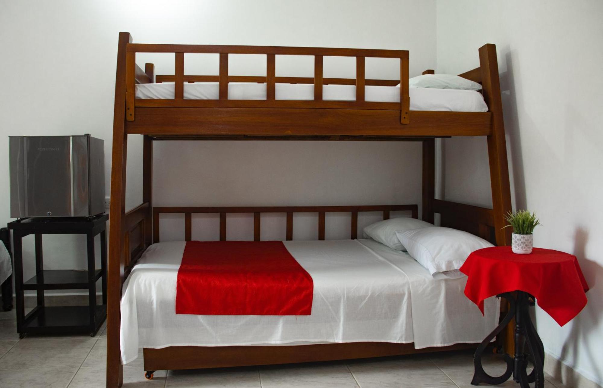 Casa Hotel Las Antillas Tolú エクステリア 写真