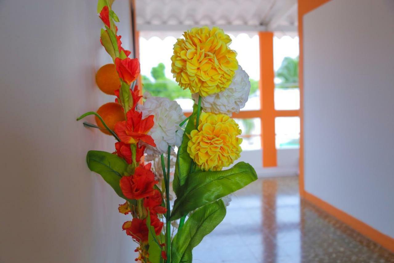 Casa Hotel Las Antillas Tolú エクステリア 写真